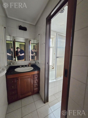 Venta Casa 5 Ambientes Con Cochera Y Jardín En Wilde