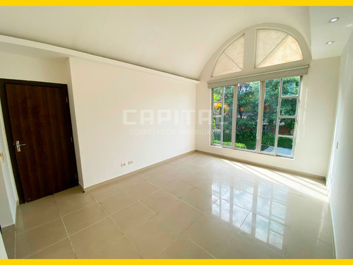 Casa En Venta Zona Oeste Condominio Castilla Real