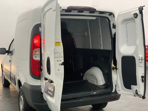 Imagem 14 de 22 de Fiat Fiorino 2020 1.4 Hard Work