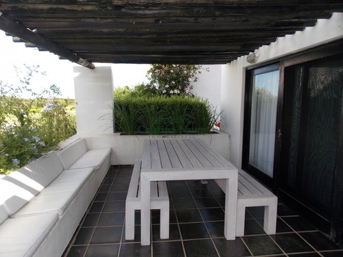 Brava , Frente Al Mar- Ref: 15931