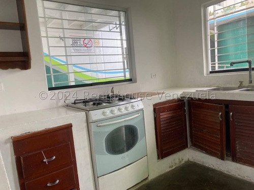 Jean Pavon Tiene Excelente Local Galpón En Alquiler En El Este De Barquisimeto Lara 1 1 9 2 4
