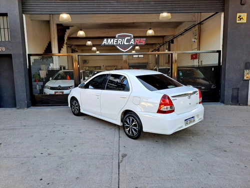 Toyota Etios 1.5 Sedan Xls
