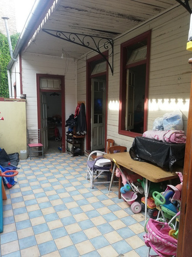 Imagen 18 de 28 de Casa De 4 Ambientes Mas Casa De Tres Ambientes Al Fondo Con Fondo Libre.