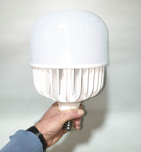 Imagen 1 de 6 de Ampolleta Led Alta Potencia 105w Luz Fría 11500 Lumenes
