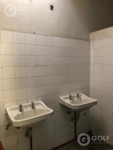 Imagen 11 de 11 de Vendo Local Comercial De Dos Plantas Sobre Una Esquina, Cochera Para 3 Autos, Se Vende Con Renta, Aguada