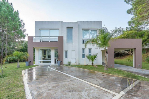 Casa En Venta 4 Ambientes Pinamar Chico