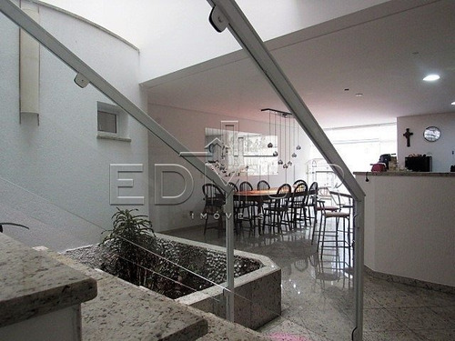Sobrado - Vila Bastos - Ref: 19010 - V-19010