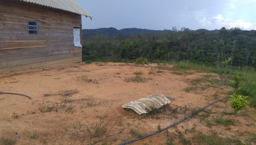 Imagem 9 de 30 de Chácara 20.000 M² C/lindo Chalé De Madeira A 1,5 Km Da Rodovia Em Juquitiba-sp