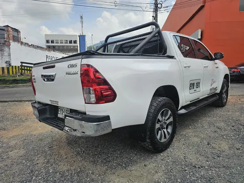 Toyota Hilux Diesel 4x4 Mt 2.4 2019