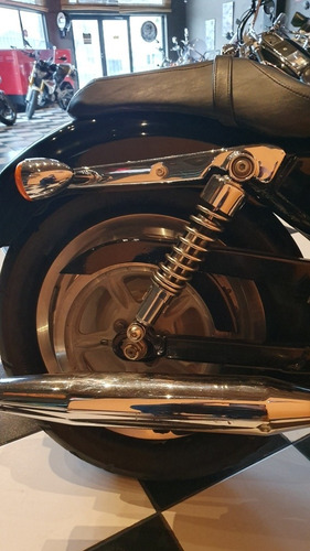 Harley-davidson Custom 883 No 1200