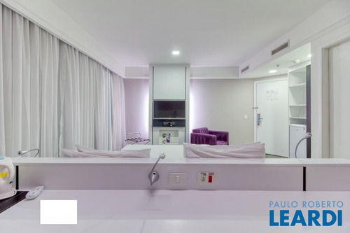 Imagem 9 de 12 de Flat - Moema Pássaros - Sp - 596373