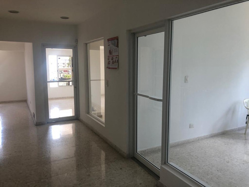 For Rent Local En La Av. Los Proceres Los Rios Segundo Piso 110 Metros