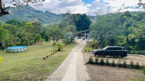 Casa En Venta En La Vega. Cod V13809