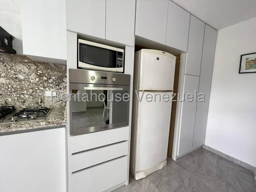 Apartamento De Oportunidad En Alquiler, Urb. Los Naranjos