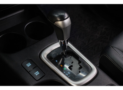 Toyota Hilux 2.8 D-4D TURBO DIESEL CD SRX 4X4 AUTOMÁTICO