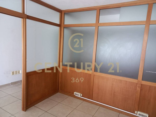 Imagen 3 de 5 de Espectacular Oficina Con Financiación¡! Frente A 3 Cruces ¡vista Inmejorable!!