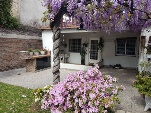 Casa Venta Lomas Del Mirador 3 Amb + 2 Amb Jardin