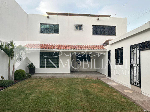 Casa En Residencial Privado, Col. Scally, Los Mochis Sinaloa