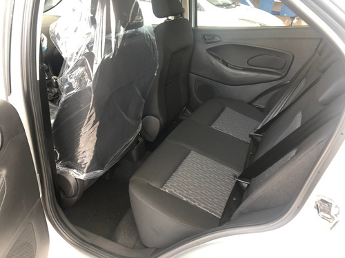 Imagem 3 de 11 de Ford Ka Se Plus 1.0 Flex 2020/2021 Cor Prata