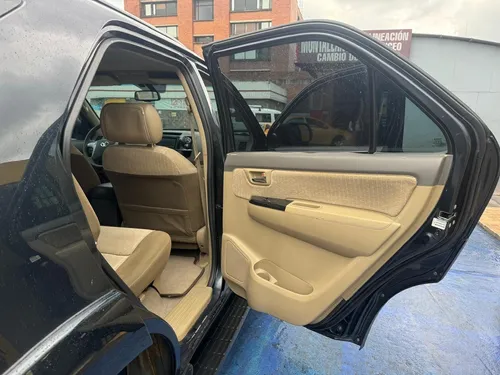 Toyota Fortuner Srv 3.0cc 4x4 Diesel Mt