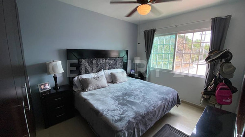 Casa En Venta, Col. Lomas Del Manantial, Xochitepec, Morelos