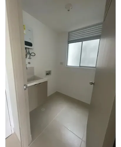 Venta Apartamento 60 Mts2, Cachipay, Sur De Cali, 12751-01.