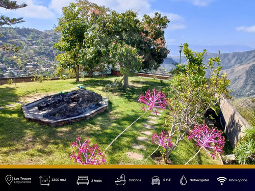 Smc 253-2-4 Hermosa Casa Estilo Cabaña Con Terreno De 3.000 M² En Lagunetica, Los Teques - ¡vista Panorámica Y Clima De Montaña!