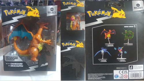 Imagen 3 de 3 de Figura Muñeco Pokemon Charizard Ultimate Select Juguete Niño