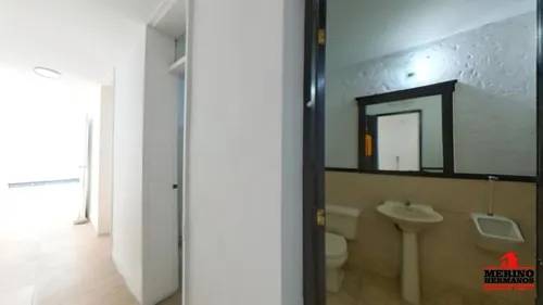 Local En Arriendo En Medellín - Laureles