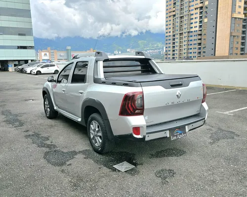 Renault Duster Oroch 2.0 Dynamique