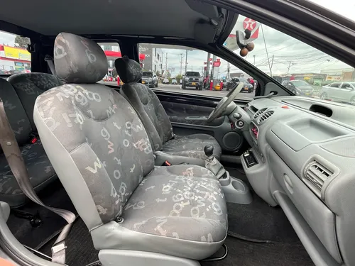 Renault Twingo Authentique 1.2cc MT