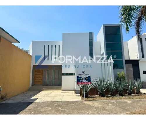 Casa En Venta, Residencial Valle Verde, Colima
