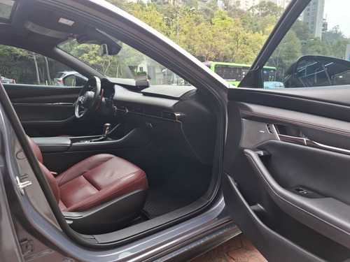 Mazda Mazda 3 2.5T Signature Sedan At
