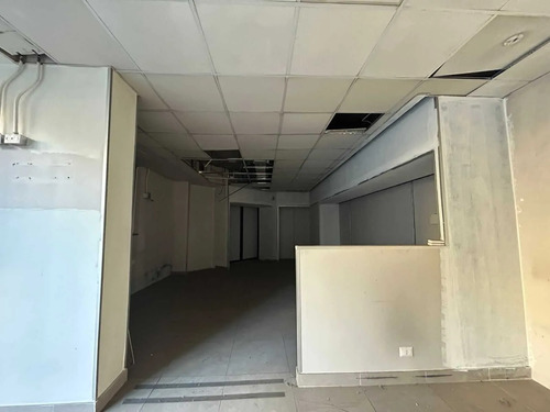 Amplio Local Comercial En Calle Matucana (161557)
