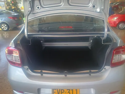 Renault Logan 1.6 Authentique