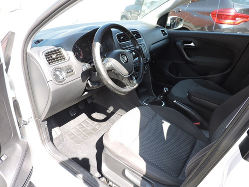 Imagen 2 de 15 de Volkswagen Vento Highline Modelo 2017