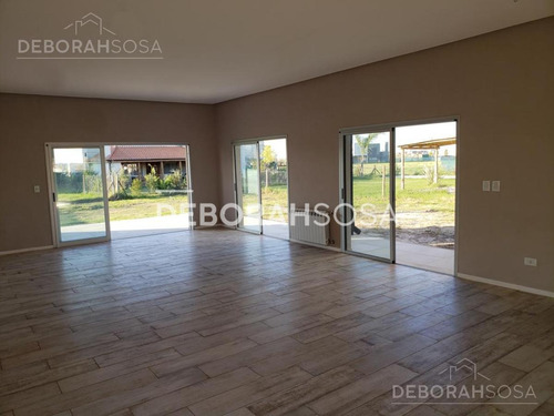 Imagen 2 de 6 de Hermosa Casa En Venta- El Cantón