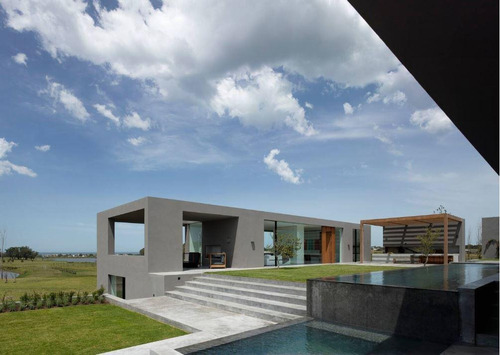 Imagen 2 de 16 de Casa Nueva Y Moderna Cerca Del Mar En Barrio Privado