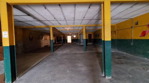 Imagen 3 de 14 de En Alquiler Local Comercial En Valencia Av Las Ferias De 600m2