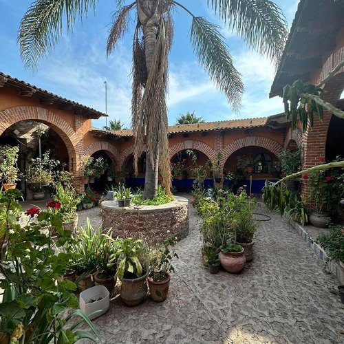 Magnífico Rancho Ganadero Con Excelentes Instalaciones Sup. 25 Hectáreas.
