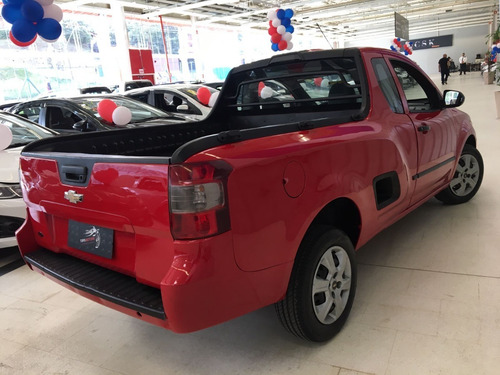 Imagem 13 de 15 de Chevrolet Montana Ls 2013