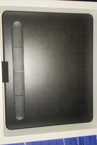 Tableta Gráfica Wacom Intuos Ctl4100 Small Color Negro (Usado)