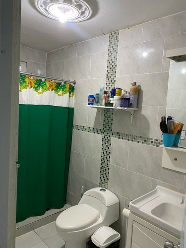 Se Vende Edificio De 3 Niveles En Jardines Del Ozama