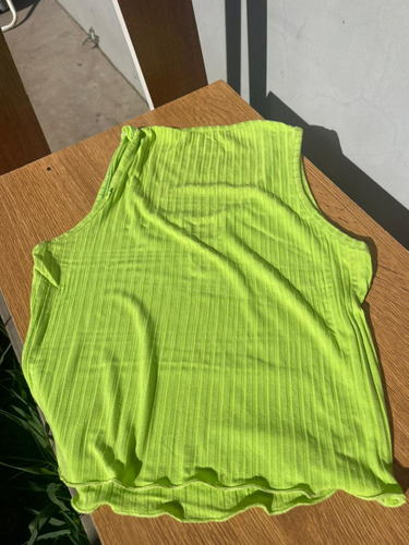 Remera Verde Lima (Usado)