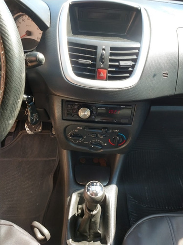 Peugeot 207 1.4 Xr 11/12 4 Portas
