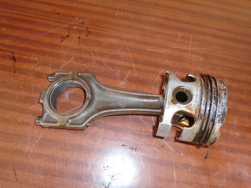 Vendo Piston Y Biela De Bmw 525, Año 1992, Gasolina 6 Cilind