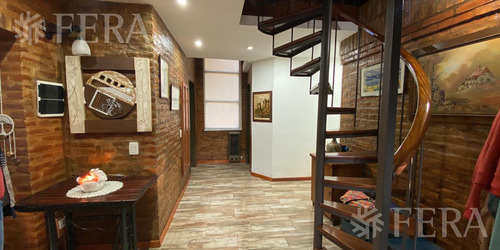 Venta Casa 5 Ambientes Con Fondo Libre En Hudson