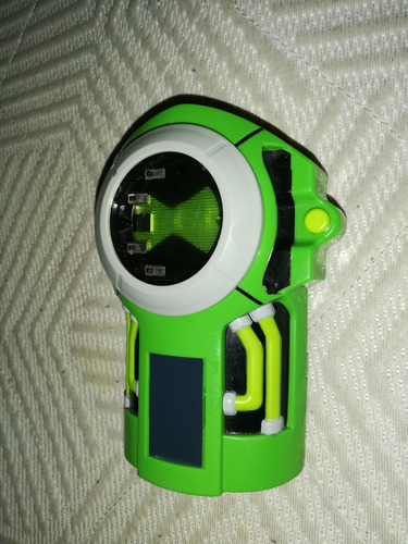 Juguete Reloj O Brazalete De Ben 10 Omnitrix (de Uso) 