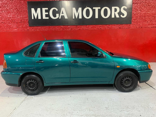 Volkswagen Polo Classic 1.6 Mi
