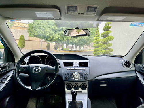Mazda 3 2011 Standard